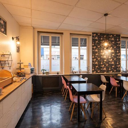 Logis Hotel Au Croissant Buzançais Zewnętrze zdjęcie