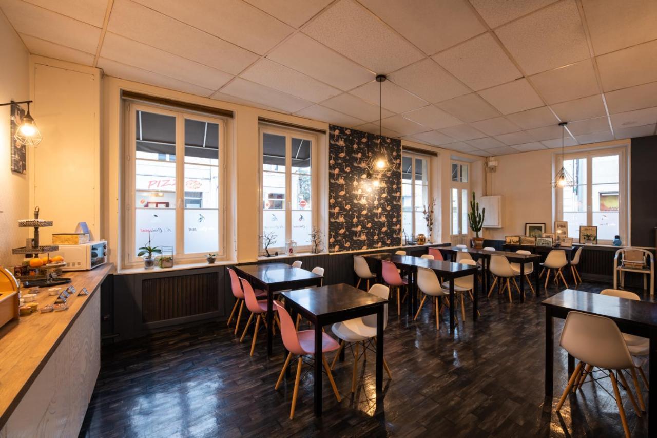 Logis Hotel Au Croissant Buzançais Zewnętrze zdjęcie