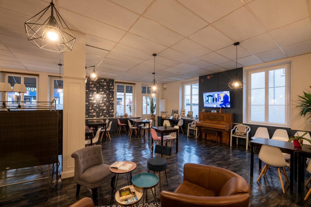 Logis Hotel Au Croissant Buzançais Zewnętrze zdjęcie