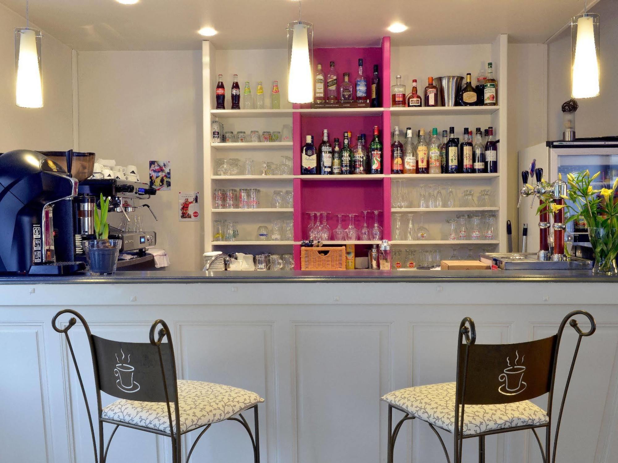 Logis Hotel Au Croissant Buzançais Zewnętrze zdjęcie